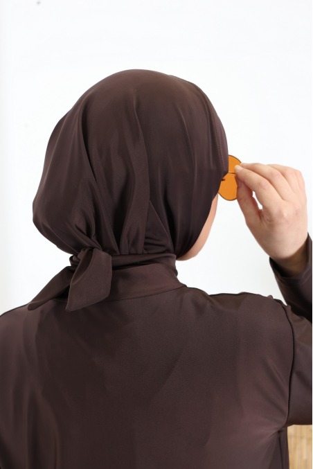 Dark brown 3-piece burkini for women 1.80m tall, with zip-up tunic and hijab included.