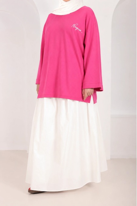 T-shirt rose en maille piquée oversize avec signature Neyssa