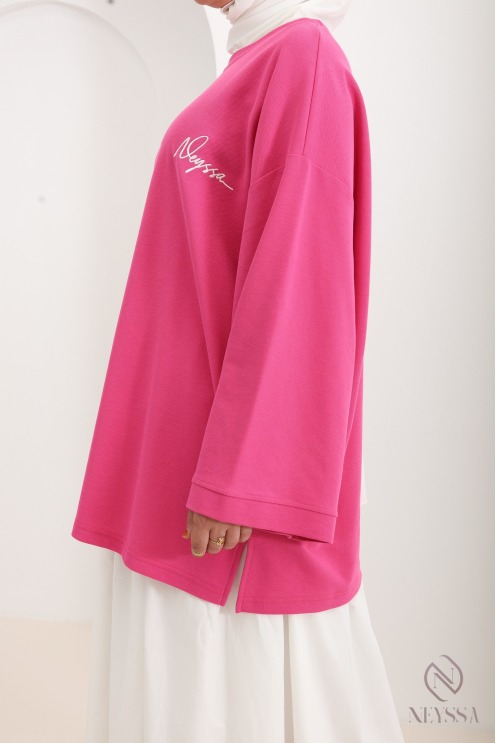 T-shirt rose en maille piquée oversize avec signature Neyssa