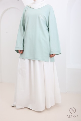 T-shirt oversize femme signé Neyssa, coupe ample, tissu coton