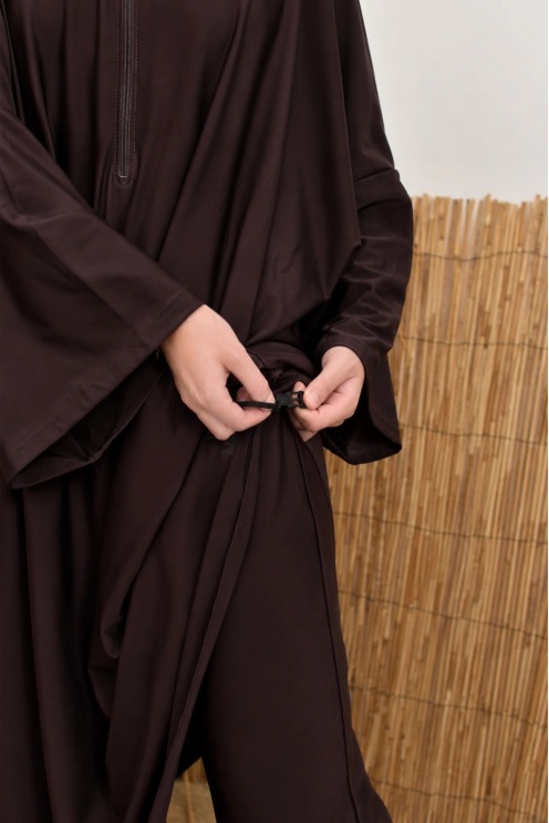 Langer Burkini mit Masturbationsschnitt, ideal für den Sommer