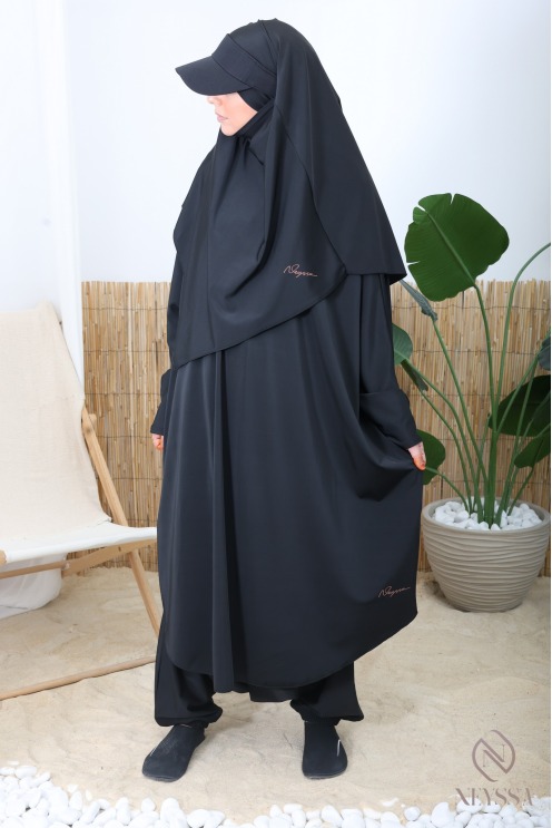 3-piece swim jilbab set with a tie-front khimar, made from Neyssa