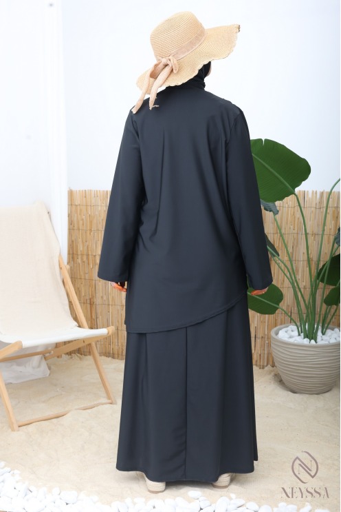 Modischer schwarzer Burkini mit langem Rock aus Badestoff