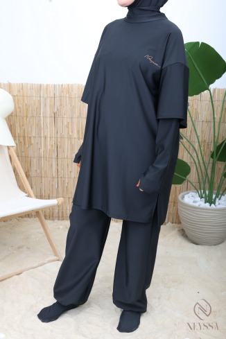 Burkini sport noir Neyssa, tissu hydrofuge séchage rapide