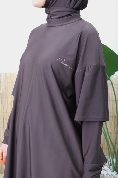 Sportlicher Burkini in Schokoladenbraun von Neyssa für den Sport
