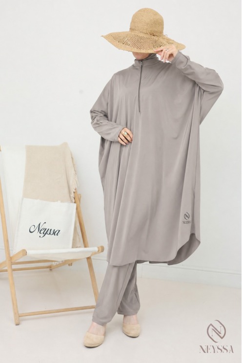 3-teiliger Burkini in Helltaupe mit Badekappe aus wasserabweisendem