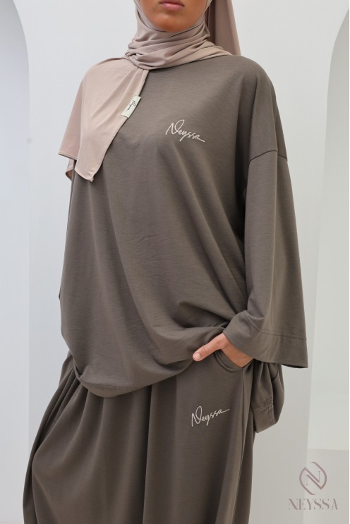 Bequemes, locker sitzendes Damen-Set im Sportswear-Stil von Neyssa