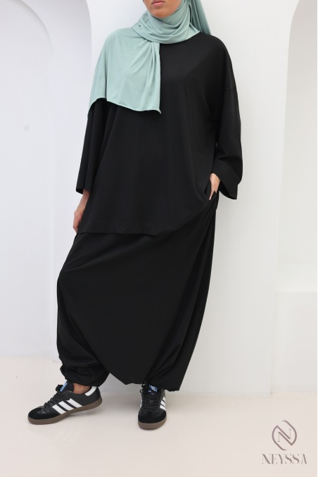 Modest sportswear set featuring an oversized T-shirt and harem pants