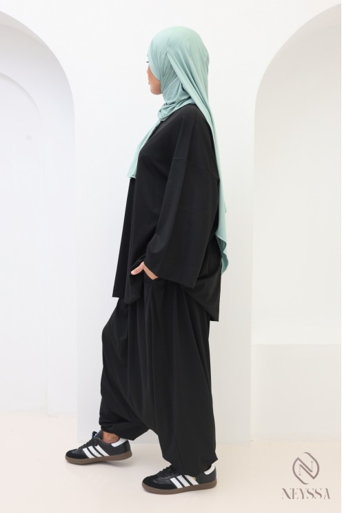 Modest sportswear set featuring an oversized T-shirt and harem pants