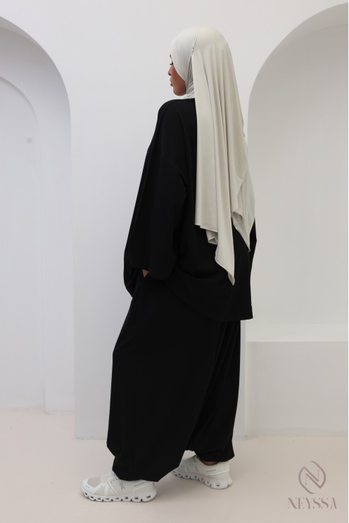 Modest sportswear set featuring an oversized T-shirt and harem pants