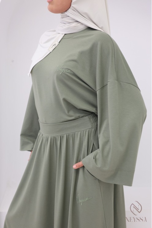 Set aus langem Rock und Oversize-Oberteil aus Baumwollmischgewebe