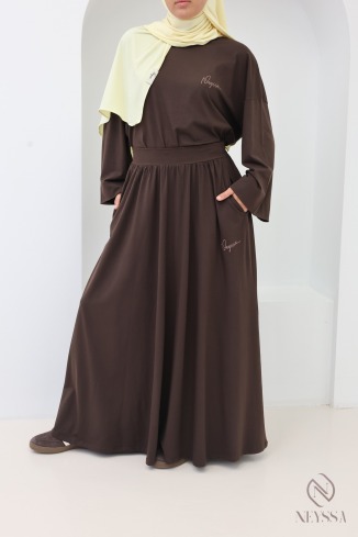 Neyssa Women's Brown Long Skirt and Loose-Fit Top Set 2
