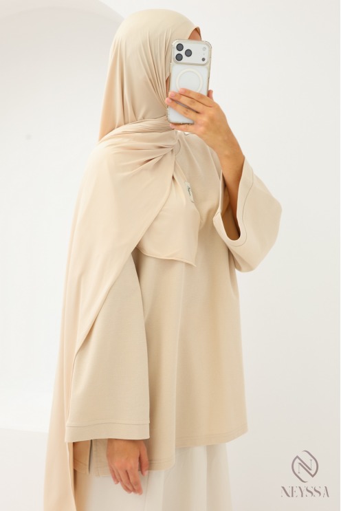 Langer Hijab aus weichem, fließendem Jersey von Neyssa Confection