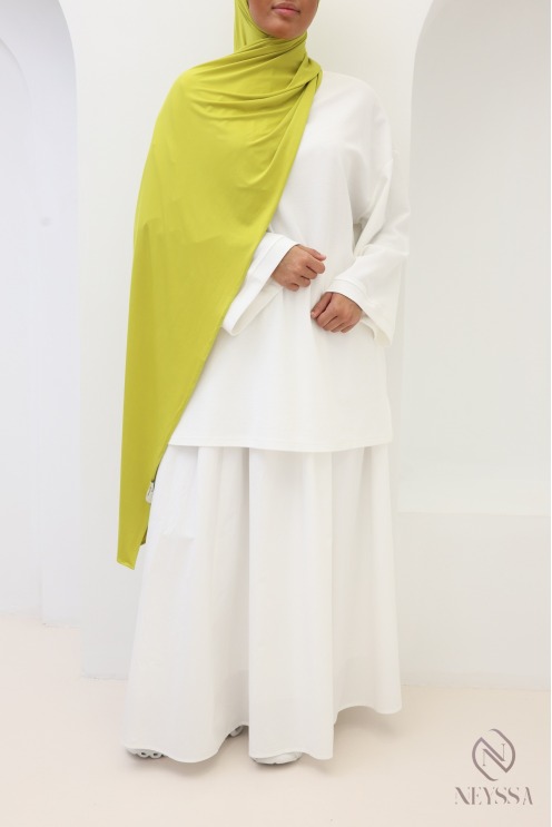 Langer Hijab aus weichem, fließendem Jersey von Neyssa Confection