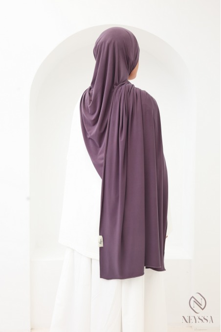 Luxuriöser Premium-Jersey-Hijab von Neyssa Confection