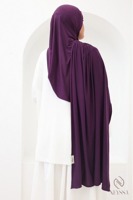 Luxuriöser Premium-Jersey-Hijab von Neyssa Confection