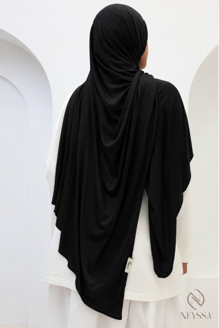 Weicher Baumwoll-Hijab, ideal für jede Jahreszeit, von Neyssa Confection