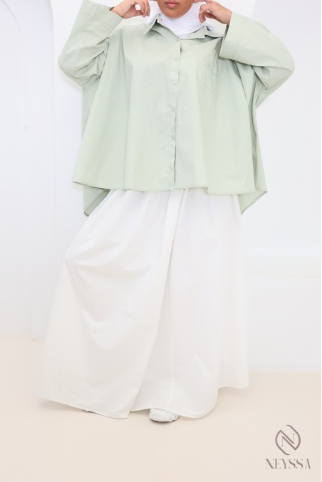 Loose-fitting sea-green cotton shirt with a pocket