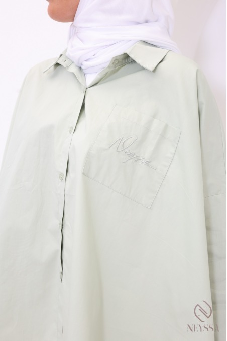Chemise ample en coton vert d'eau avec poche