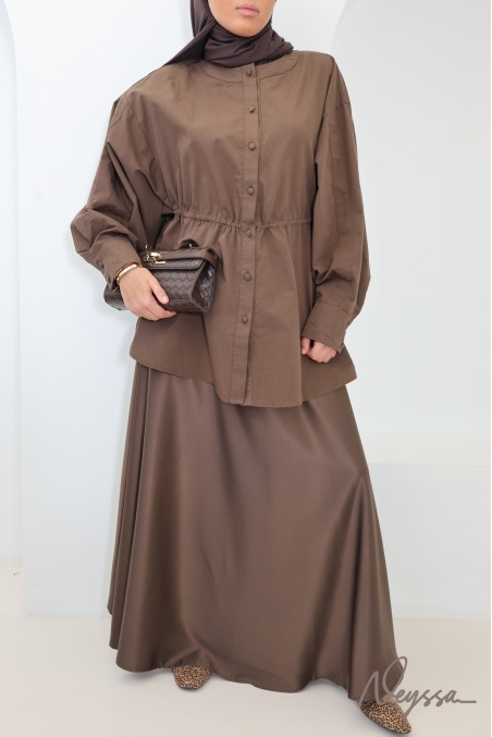Brown satin flared maxi skirt with belt