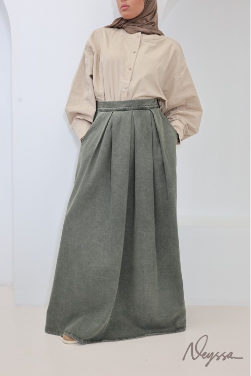 Women's Long, Loose-Fitting Khaki Denim Skirt Without a Slit
