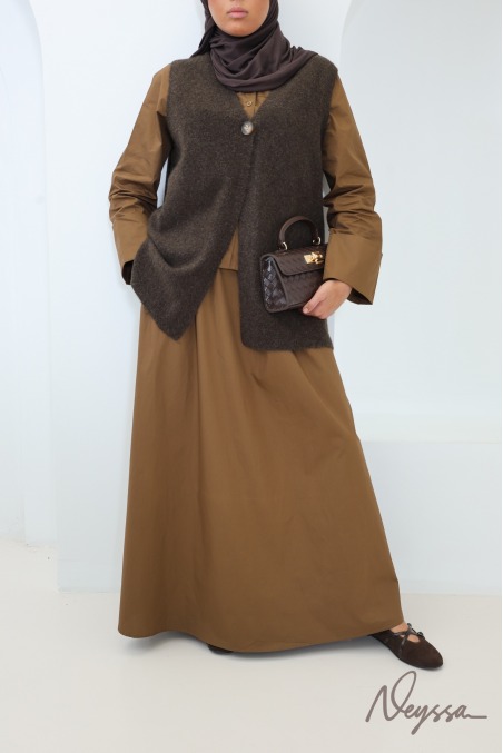 Women's Sleeveless Knit Cardigan with V-Neck