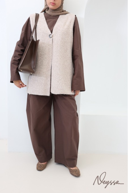 Beige, sleeveless, V-neck, wool-effect knit cardigan
