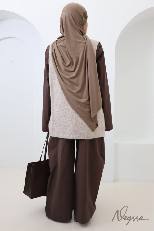 Gilet en maille effet laine sans manches col V avec bouton beige