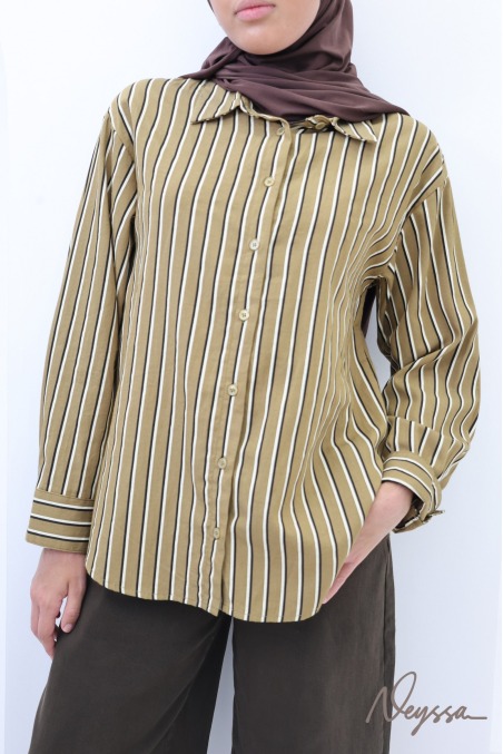 Weites Damenhemd mit Streifen, asymmetrischer Schnitt, khaki