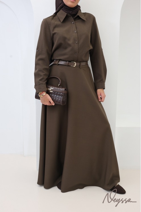 Long, flared brown skirt in suit-style fabric