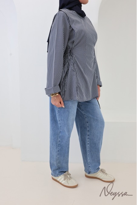 Long Blouse with Japanese-Style Checkered Apron