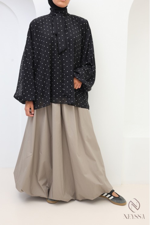 Loose-fitting butterfly-cut blouse with polka-dot print in chiffon