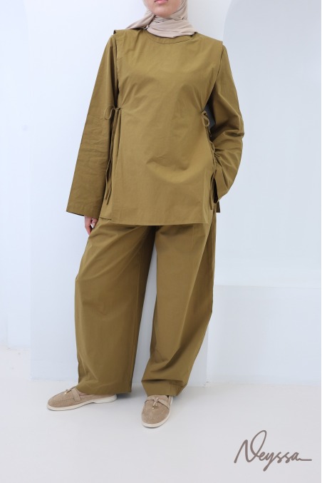 Damen-Set aus Baumwolle in Olivgrün, Hose und Bluse zum Binden