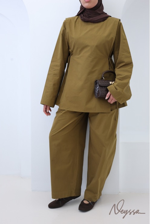 Damen-Set aus Baumwolle in Olivgrün, Hose und Bluse zum Binden