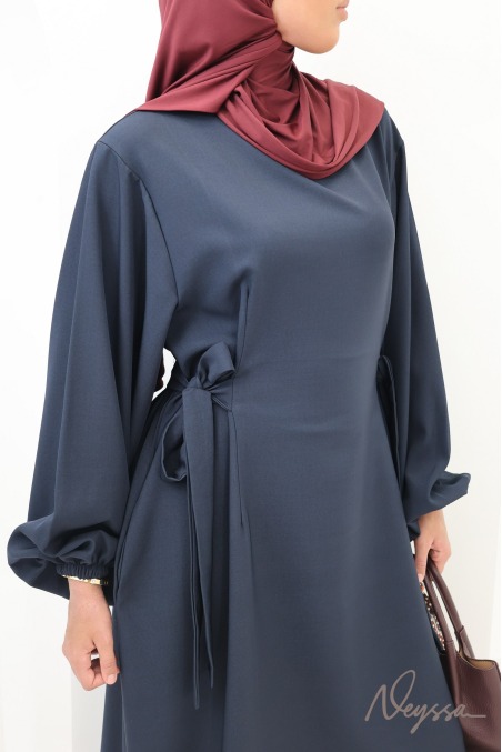 Women's Loose-Fitting Abaya with Balloon Sleeves in Flowing Fabric