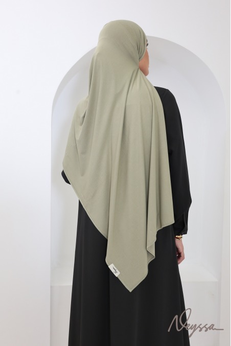 Salbeigrüner Bambus-Hijab von Neyssa – sanft und haarschonend