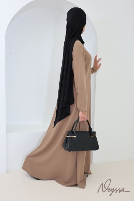 Abaya longue coupe évasée soie de Médine avec poches