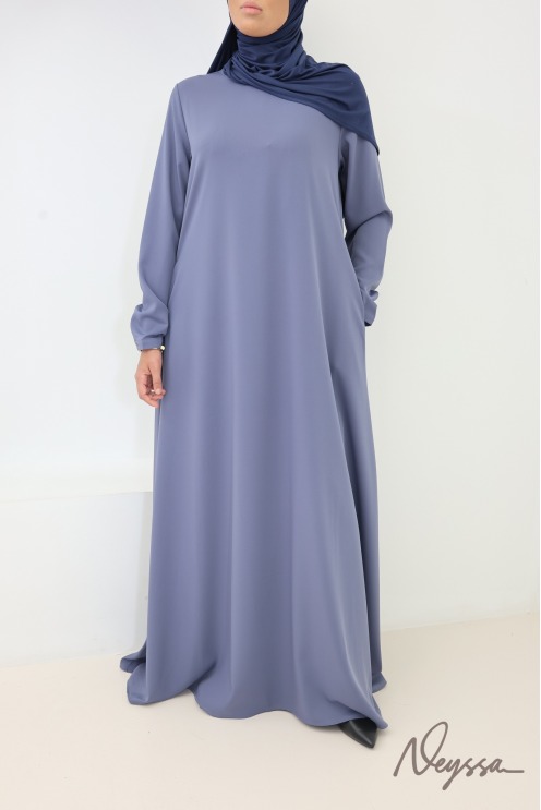 Abaya longue coupe évasée soie de Médine avec poches