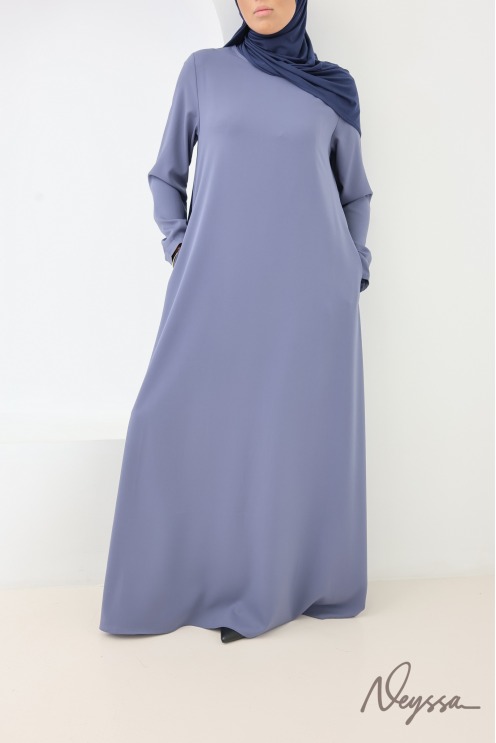 Abaya longue coupe évasée soie de Médine avec poches