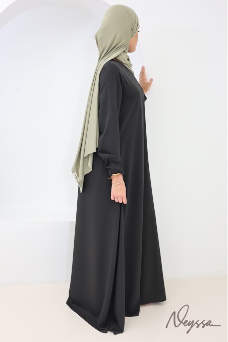 Abaya longue coupe évasée soie de Médine avec poches