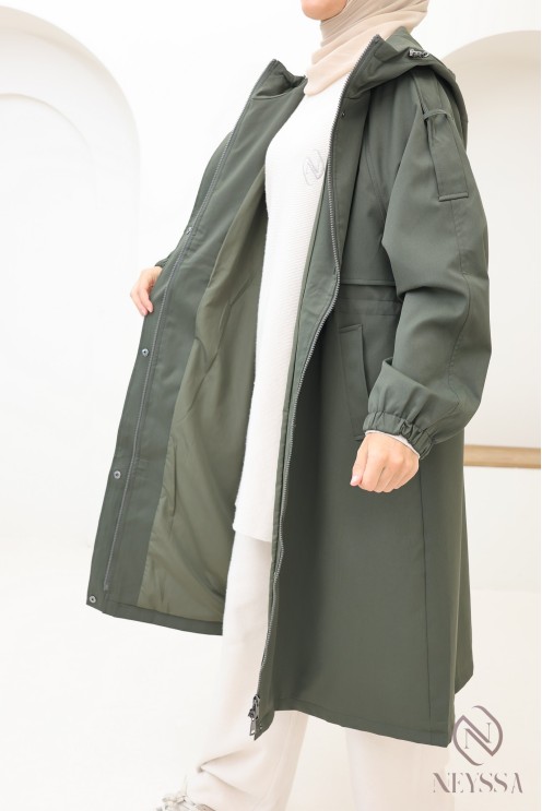 Manteau long pour femme style parka chic kaki, temps pluvieux