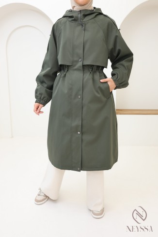 Manteau long pour femme style parka chic kaki, temps pluvieux