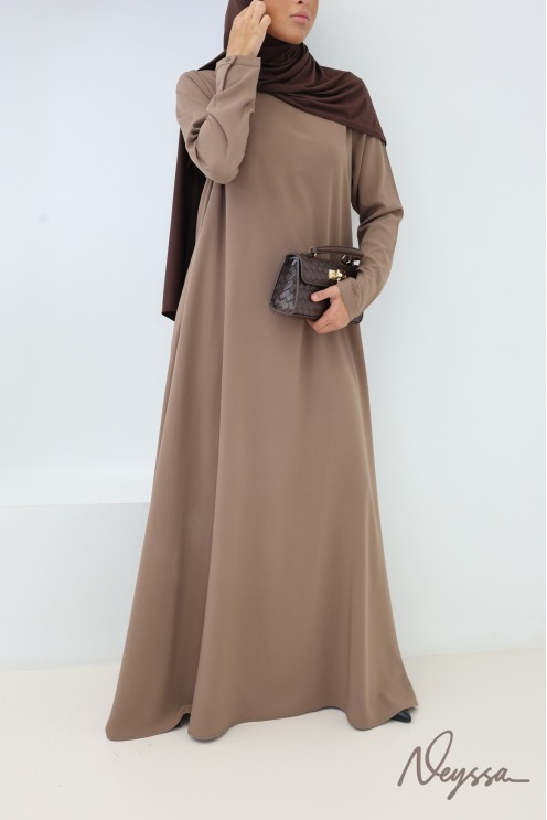 Abaya longue coupe évasée soie de Médine avec poches