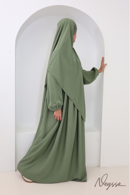 Abaya kaki nidah poche sur le buste et khimar pointu