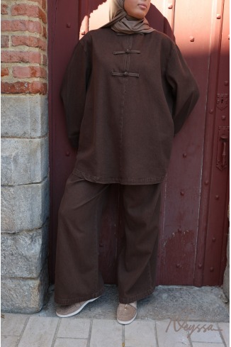 Chocolate-Colored Loose-Fitting Pants and Long Top Set Chinese-Style