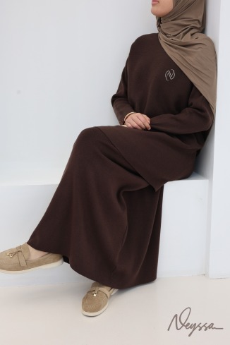Brown woven knit tunic and skirt set, Neyssa Confection 2