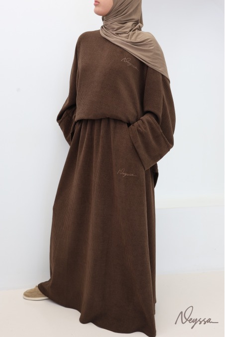 ensemble jupe longue marron pour femme voilée, en velours côtelé