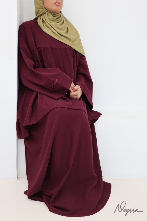 Ensemble jupe évasée avec tunique tissu épais burgundy