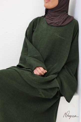 Veiled women's skirt set in khaki corduroy, modest fashion 2