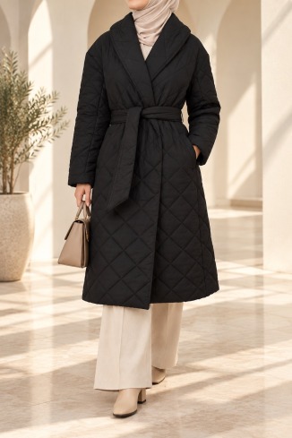Long quilted down jacket for veiled women, for cold periods